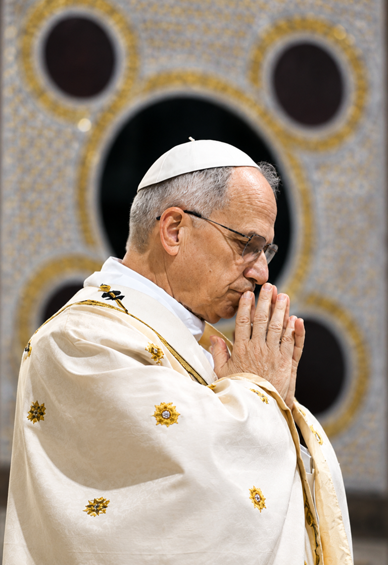 Papa Mtakatifu akibariki waamini